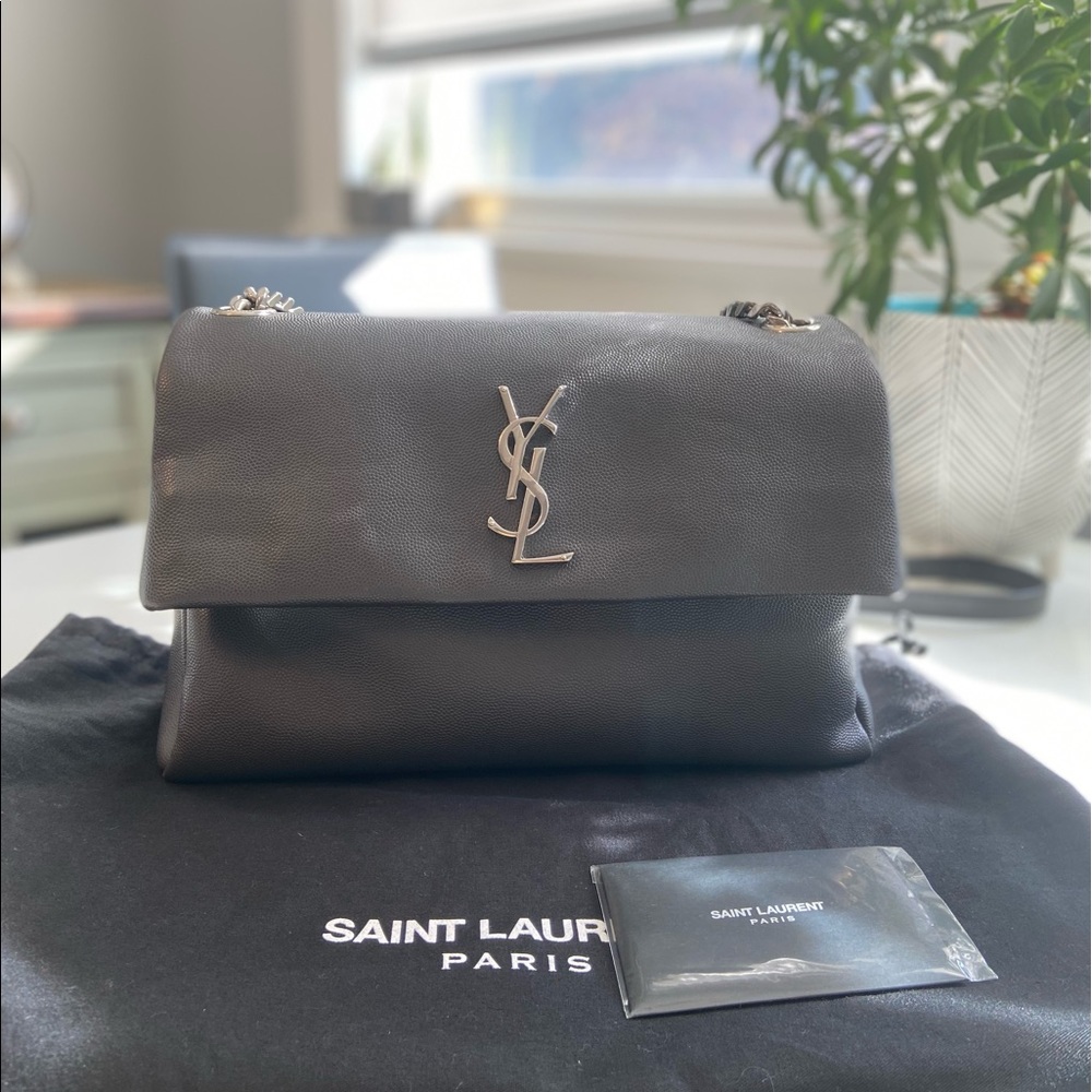 YSL Handbag - Picture 3 of 15